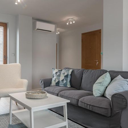 Magdalena Apartment - Two Bathrooms, Perfect City Center Varna Exterior foto